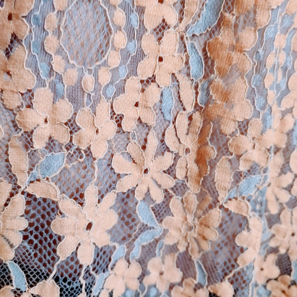 UO Lace Boho minidress,pale blue & peach the back is cutout & semi.sheer NWOT - Picture 5 of 7